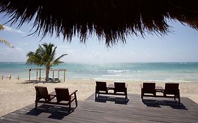 Akumal Bay Beach&Wellness Resort
